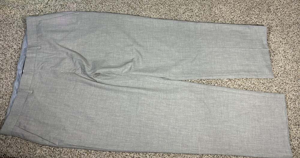 Classic Fit Men's Grey Dress Trousers Size 38x29
